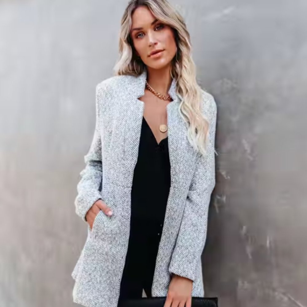 NWOT Vici Tayshia Pocketed Coat – Heather Grey